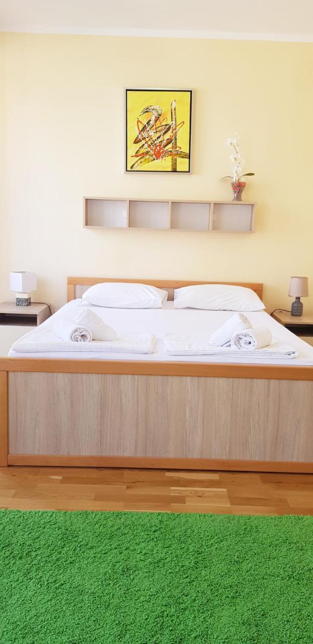 Olimp Lux Hotel Budva Exterior photo